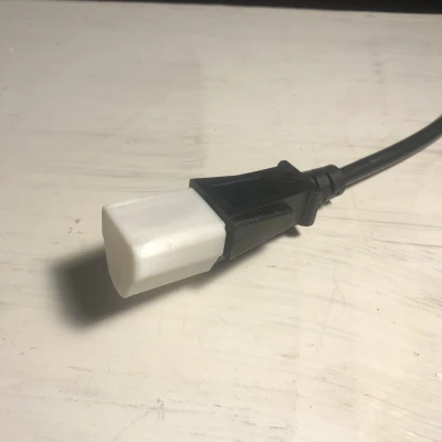 Nắp Chụp Chống Cong Chấu Cắm Điện