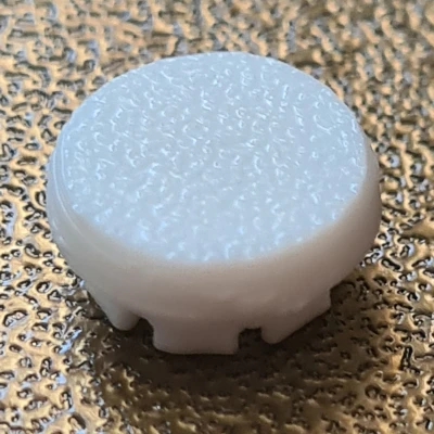 Nút bịt lỗ lắp cửa cuốn (Záslepka na montážny otvor rolety)