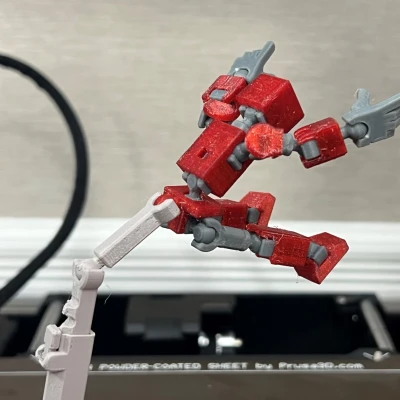 Chân đế trưng bày Lucky 13 phiên bản 2.0