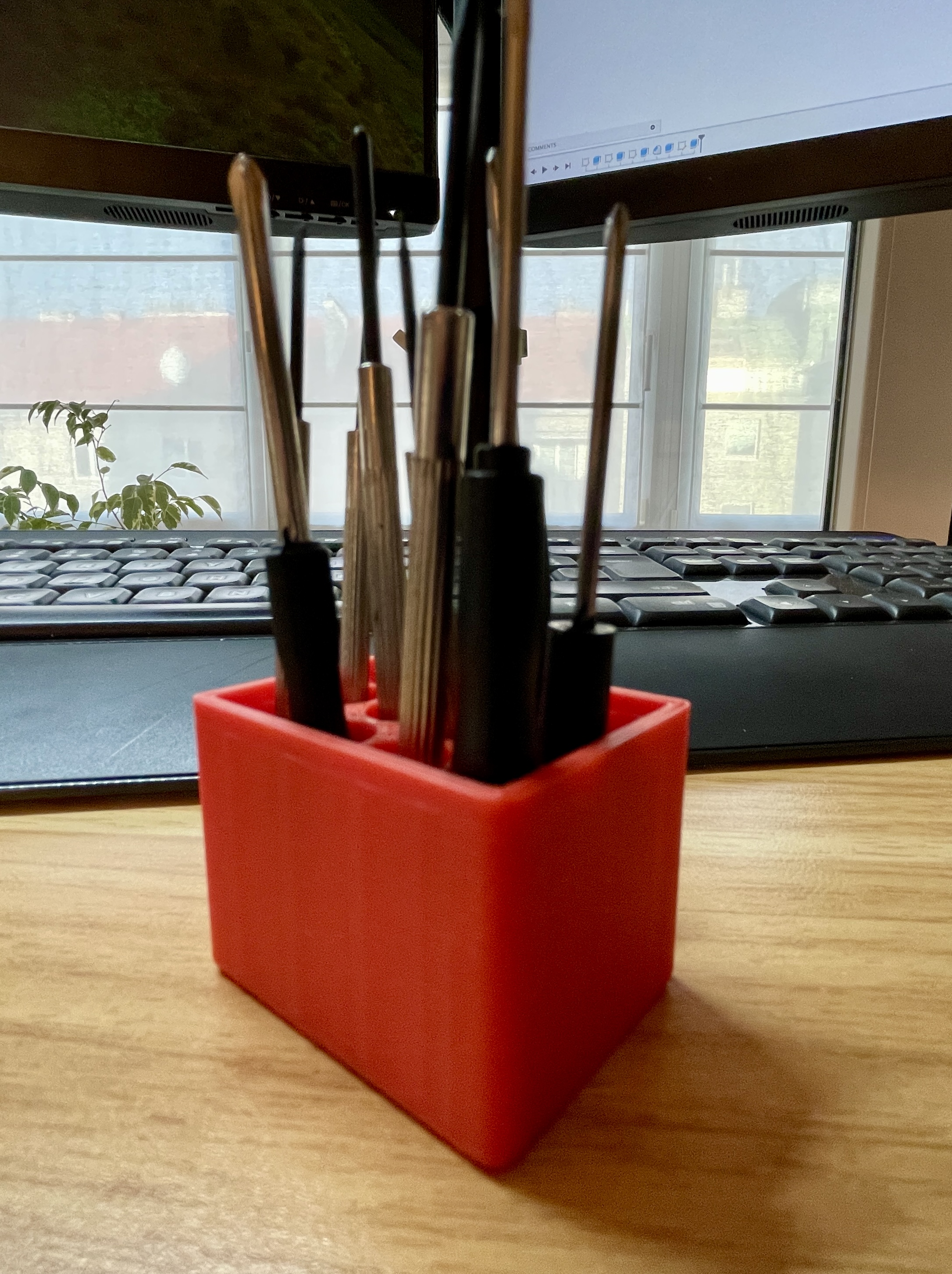 Giá đỡ tua vít trang sức HSW