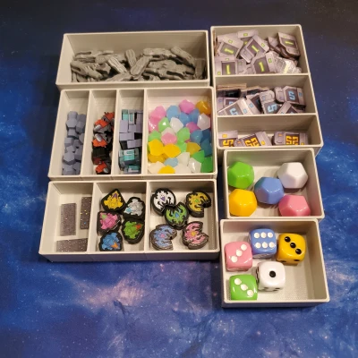 Bộ Tổ Chức Drop Drive Boardgame: Nâng Cấp Hộp Đựng Đơn Giản