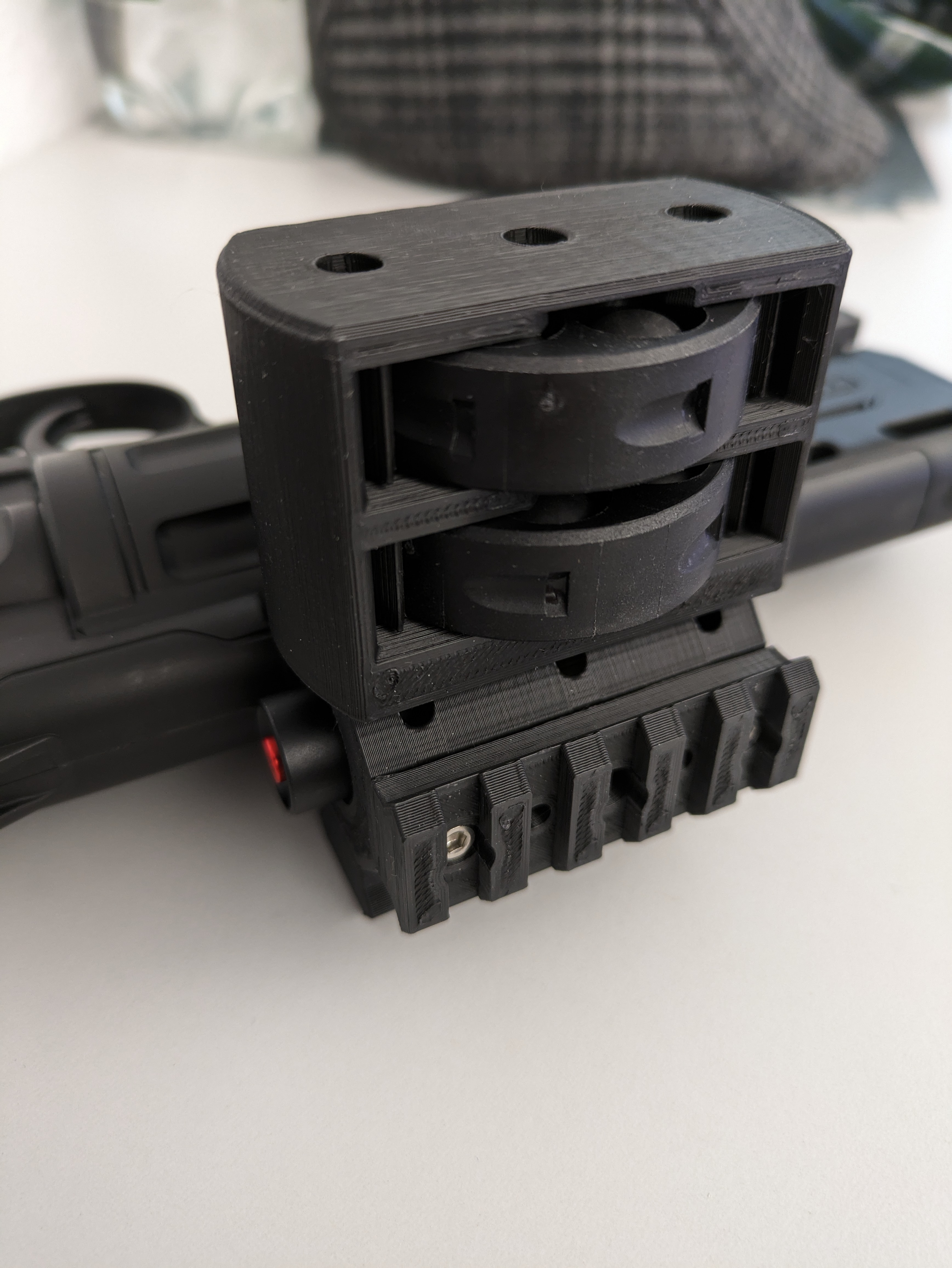 Giá Đựng Băng Đạn Picatinny Cho HDR50