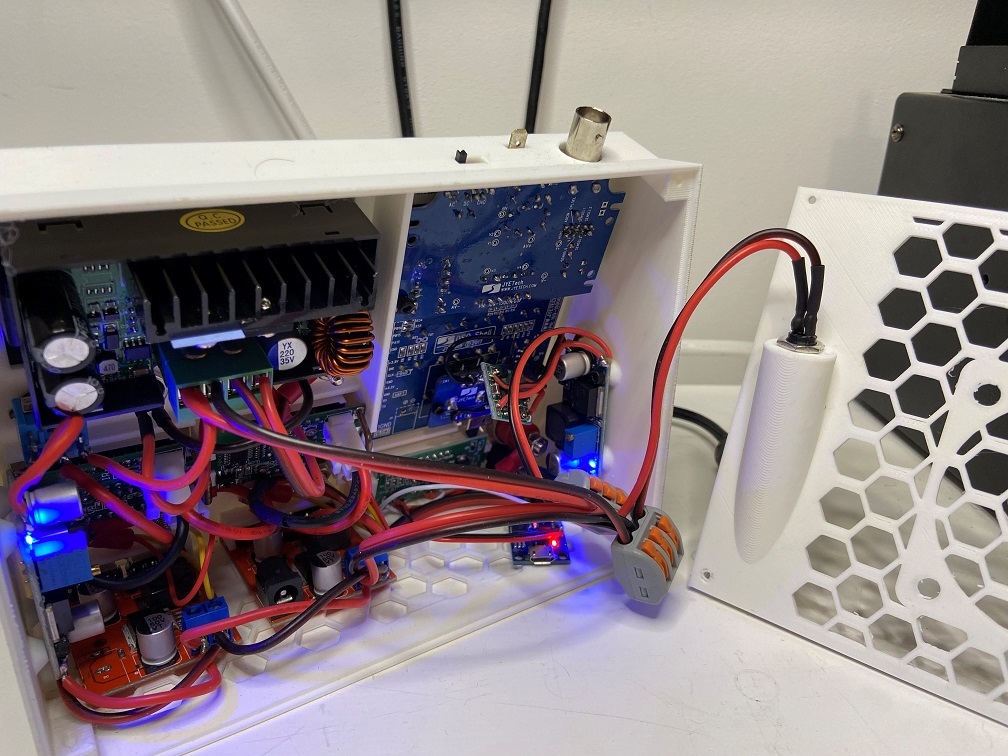 Bộ Nguồn Đa Năng MultiBench Cho Dân Hack