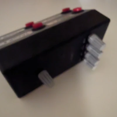 Hộp Công Tắc Quad (Quad Switch Box)