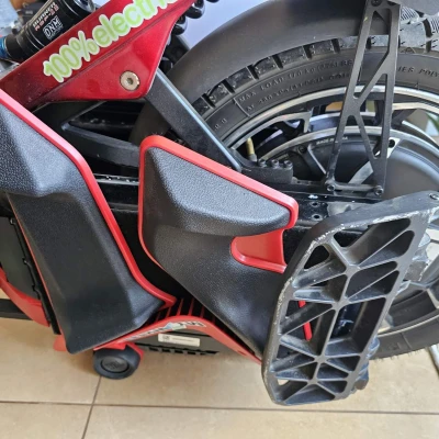 Pat đỡ chân Kingsong S22 Pro zin