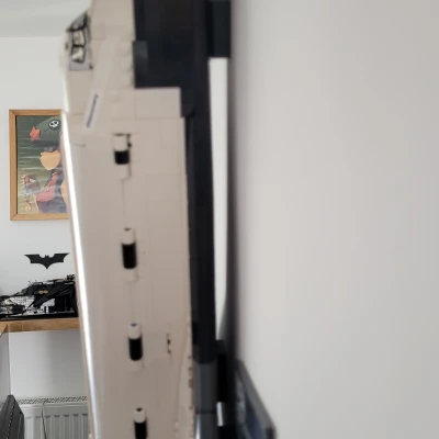 Giá treo tường Tàu con thoi LEGO Discovery (10283)