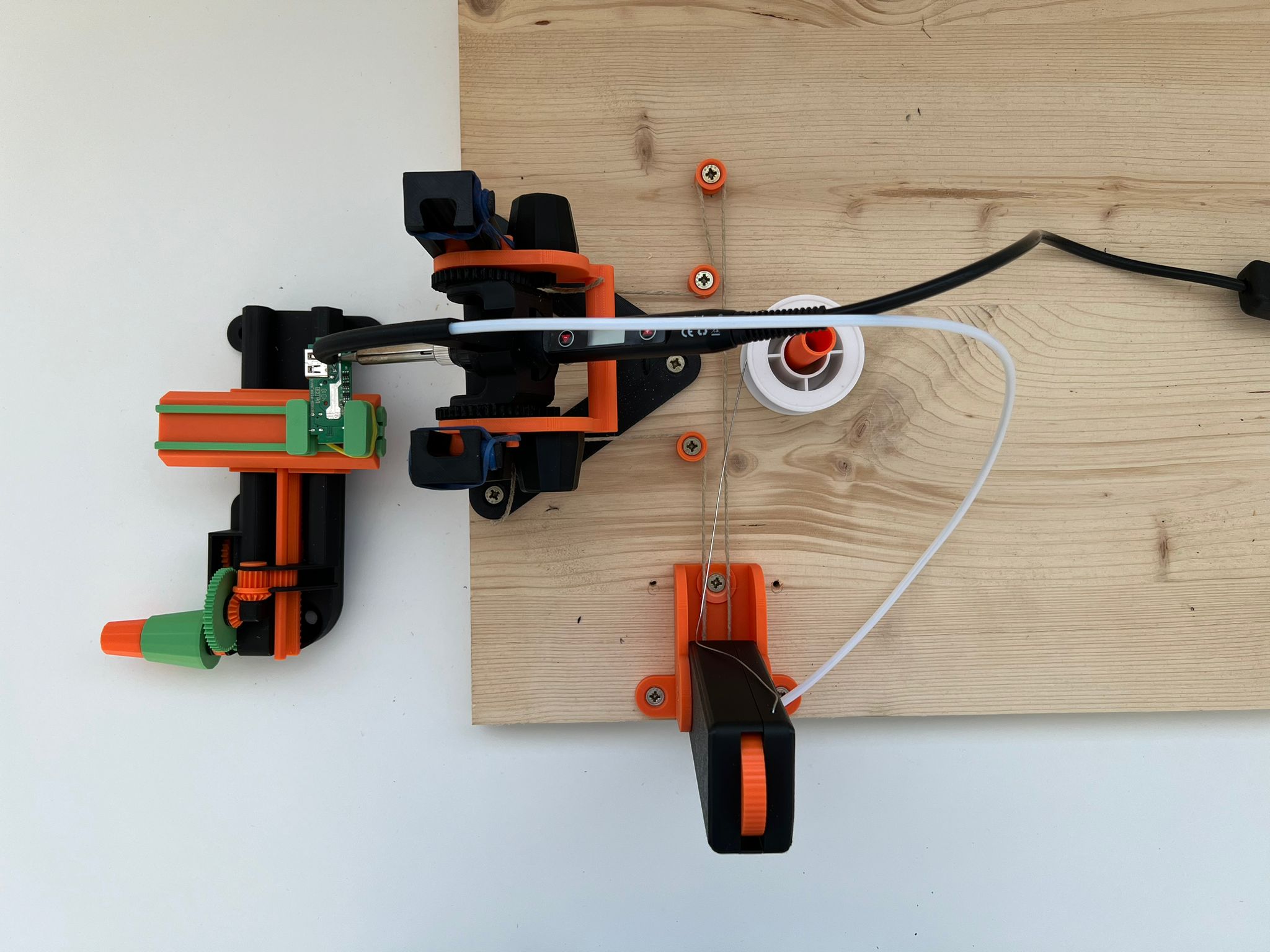 Dụng cụ hỗ trợ hàn cho bảng mạch nhỏ (PCB)