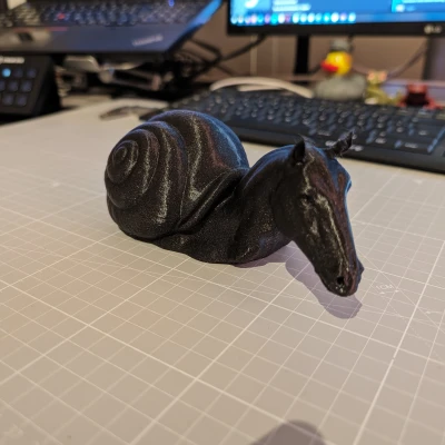 Snorse - Tượng Nhện Ngựa Độc Đáo