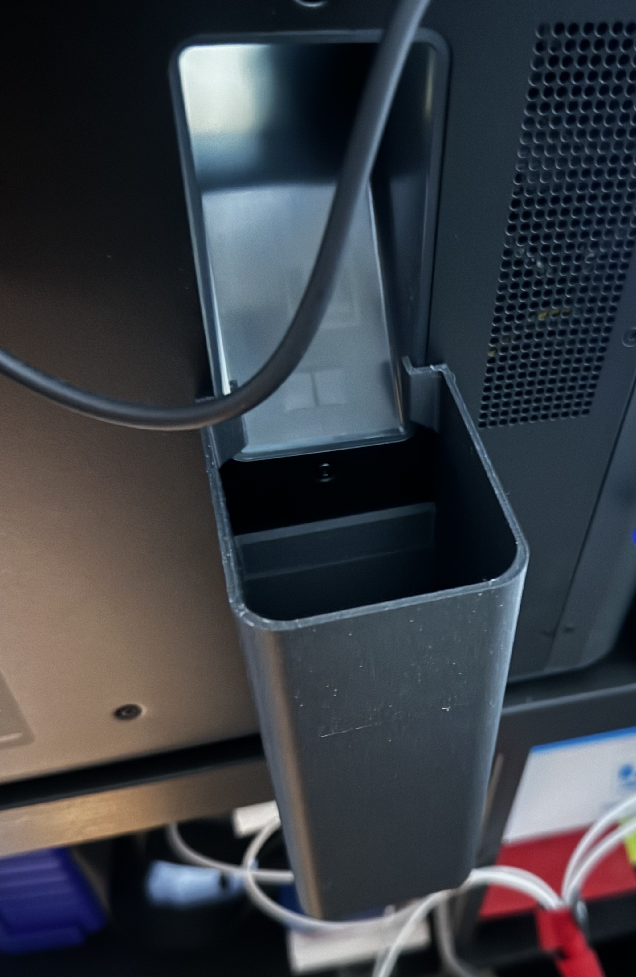 Khay hứng phế liệu đơn giản cho Bambu Lab P1P/P1S/X1C dùng nam châm mọi kích cỡ [Remix]