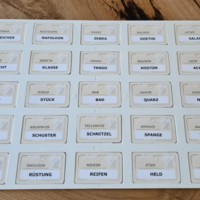 Codenames - Khay đựng bài