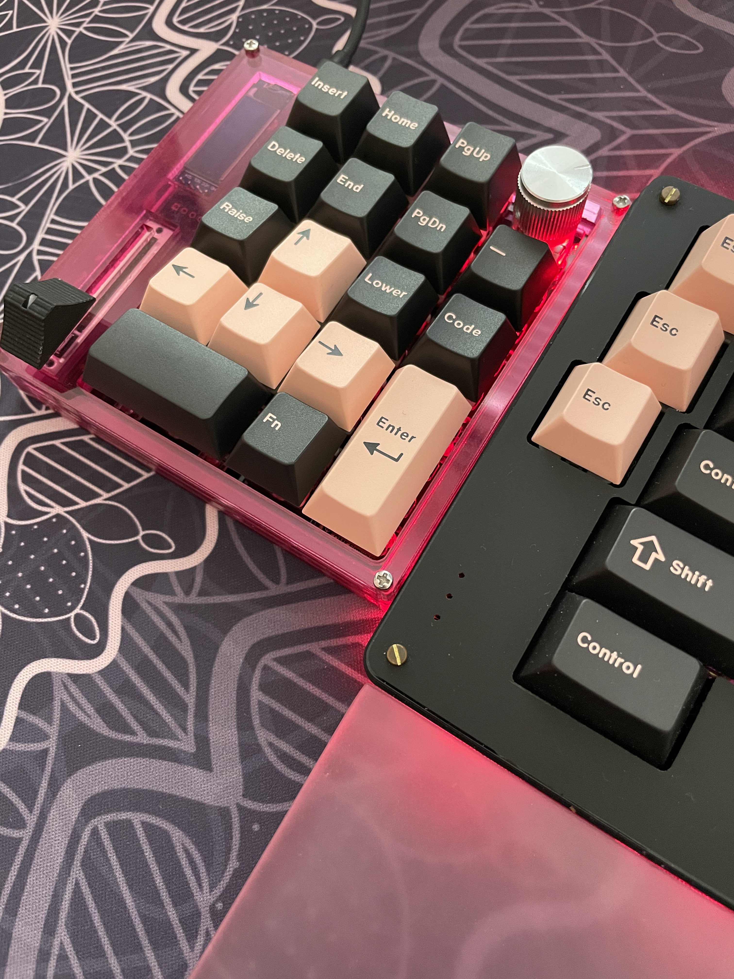 Bàn phím Launch Pad bởi Ungodly Design