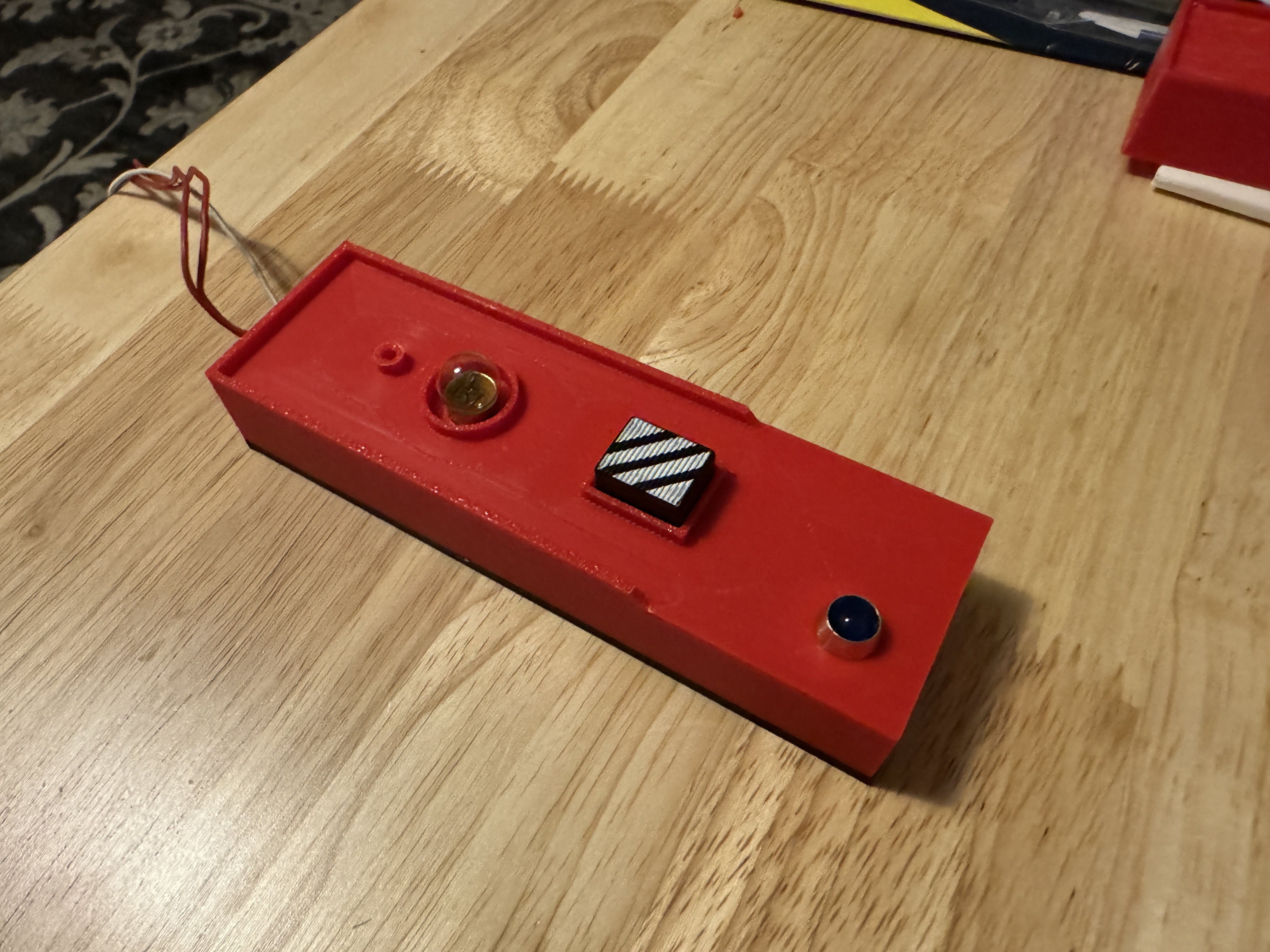 Bộ điều khiển tên lửa Estes Electron Beam chạy bằng USB-C