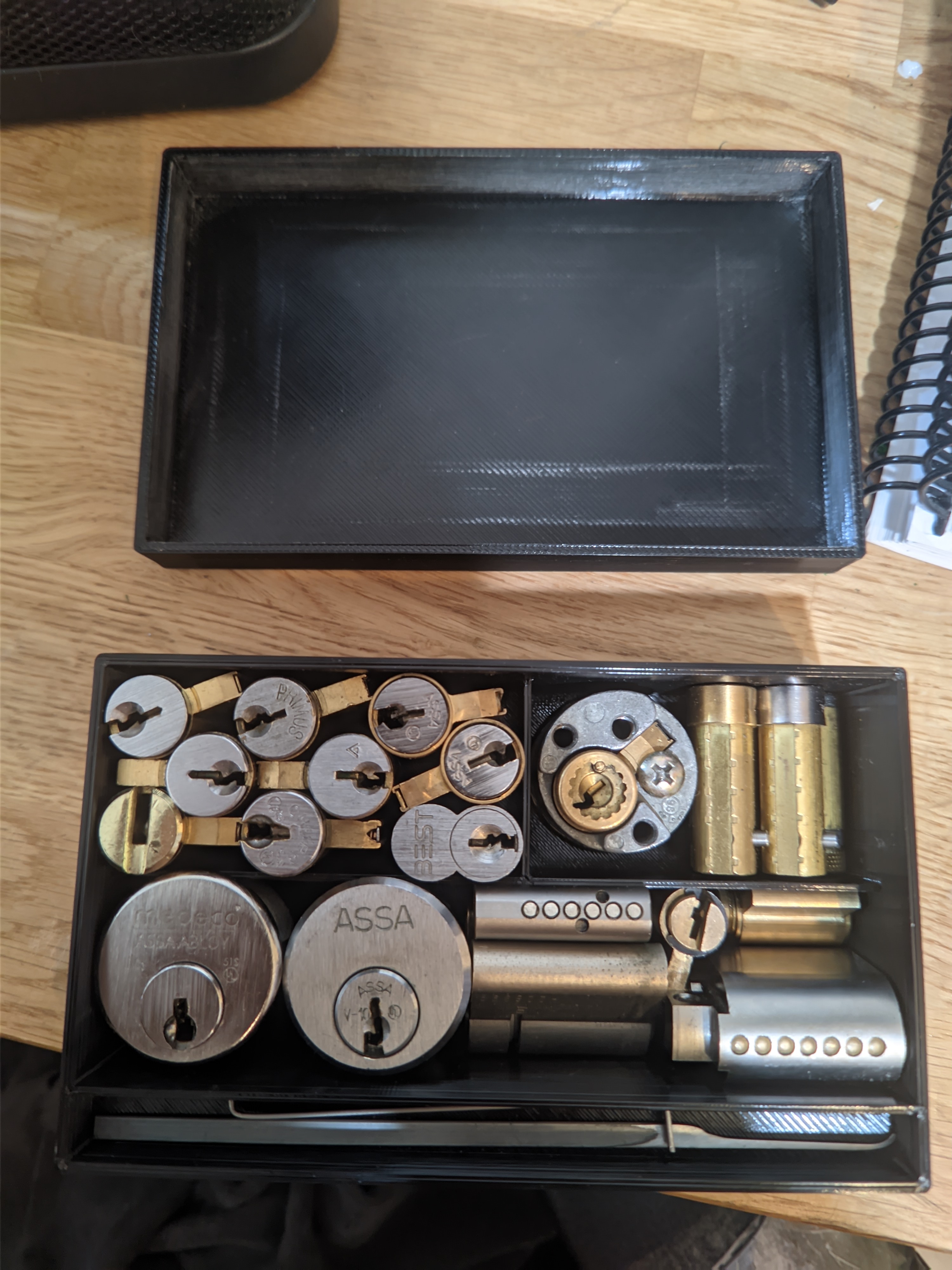 Hộp đựng đồ locksport gọn gàng