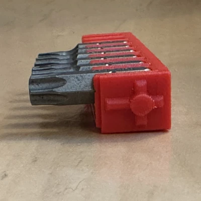 Khuôn Giữ Bit Từ Tính Milwaukee Shockwave