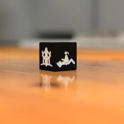 Mô hình "Dice Love Games" - Đồ Chơi Tình Yêu