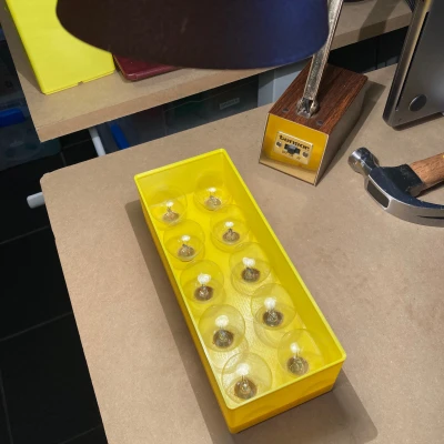 Hộp đựng bóng đèn BA15s theo chuẩn Gridfinity