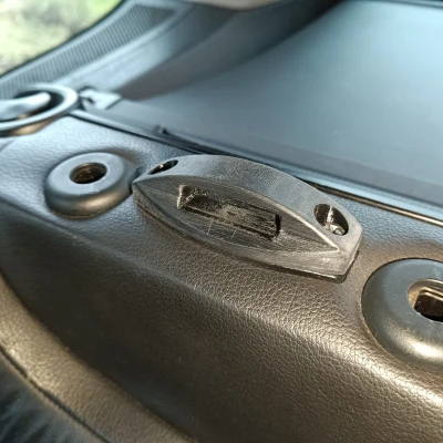 Giá đỡ ghế sau cho Porsche Cayenne 9PA