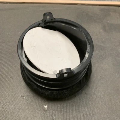 BG-Sentinel 2: Cánh cửa cho phễu hút