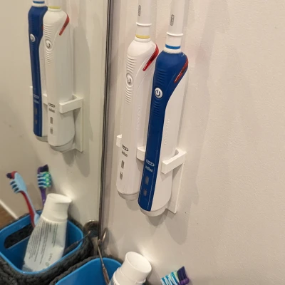 Giá Treo Tường Bàn Chải Điện Oral-B