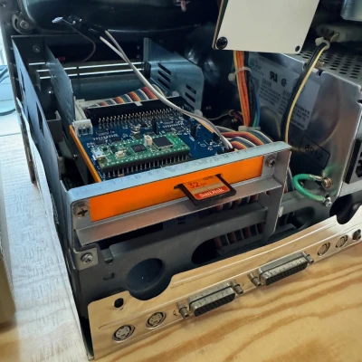 Khay BlueSCSI v2 cho Macintosh SE (SE/30)