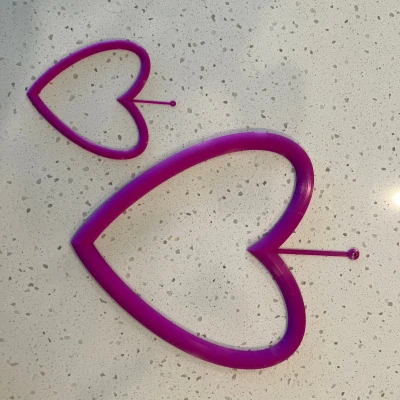 Trái Tim Treo Tường (Nghệ Thuật)