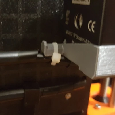 Reggicavo X - Kẹp Giữ Dây Cho Bo Mạch Rambo