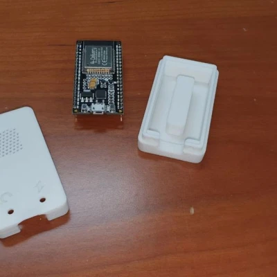 Vỏ / nắp ESP32 (không cần ốc vít)