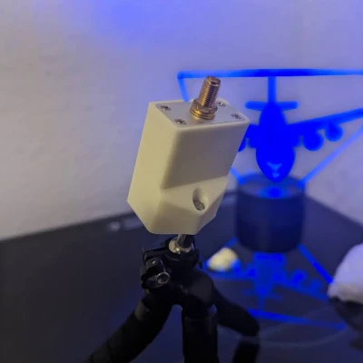 Giá đỡ Ba chân cho RTL-SDR LNA