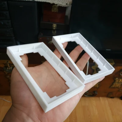 Bộ Nối Dài Ổ Cắm Điện Cho DAISO Winners 2구 콘센트 보조대