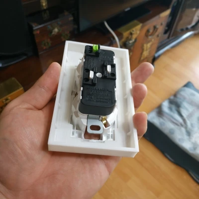 Bộ Nối Dài Ổ Cắm Điện Cho DAISO Winners 2구 콘센트 보조대