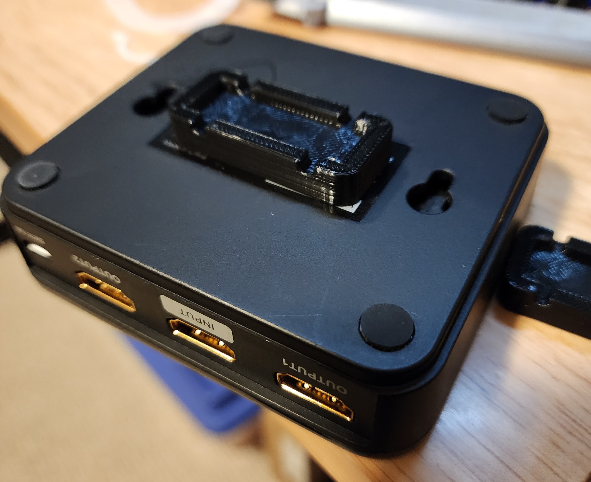 Chân đế/Miếng đệm chống trượt cho kệ dây