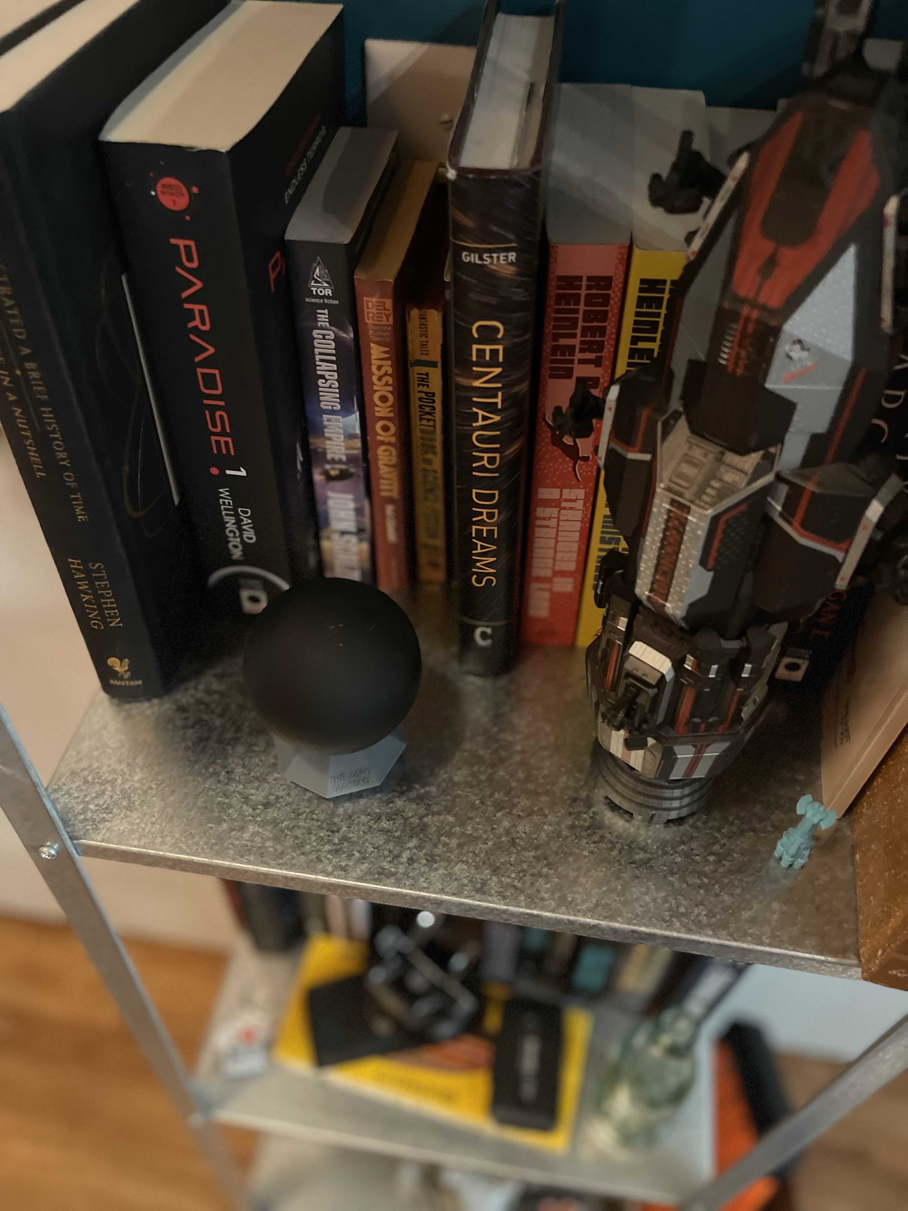 Viên Kim Cương Adro | The Expanse