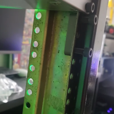 Thanh giữ ốc cho tủ rack