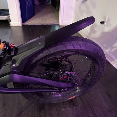 Tem Che Bánh Sau Talaria X3 V2