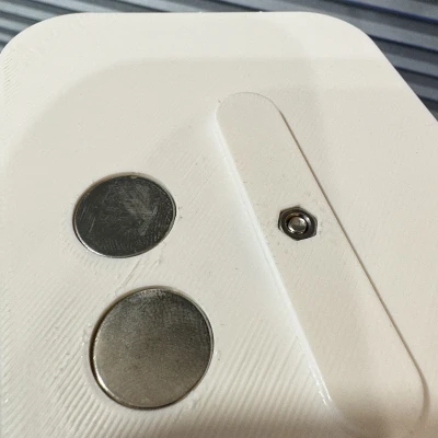 Giá treo Amazon Echo Show 8 có M3 nut