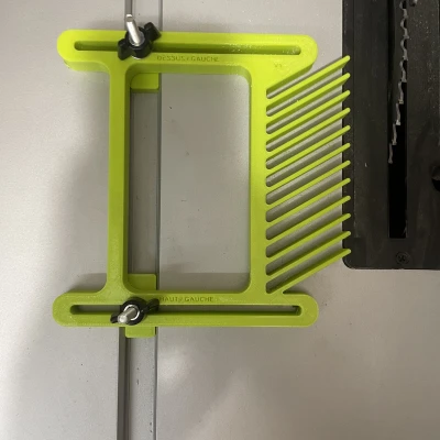 Kẹp Giữ Featherboard Cho Máy Cưa Bàn Scheppach HS105