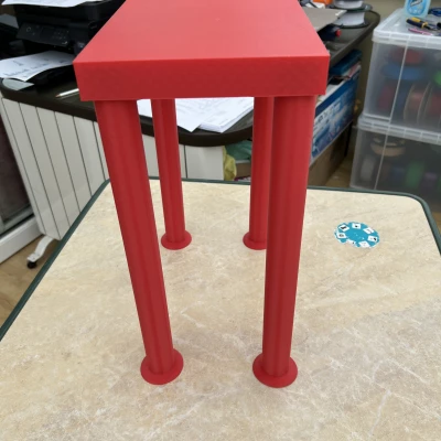 Bàn Nhỏ Tiện Dụng