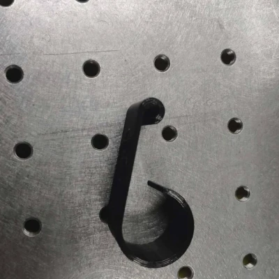 Kẹp treo dây/cáp/sợi quang cho thanh ngang [tùy chỉnh thông số]