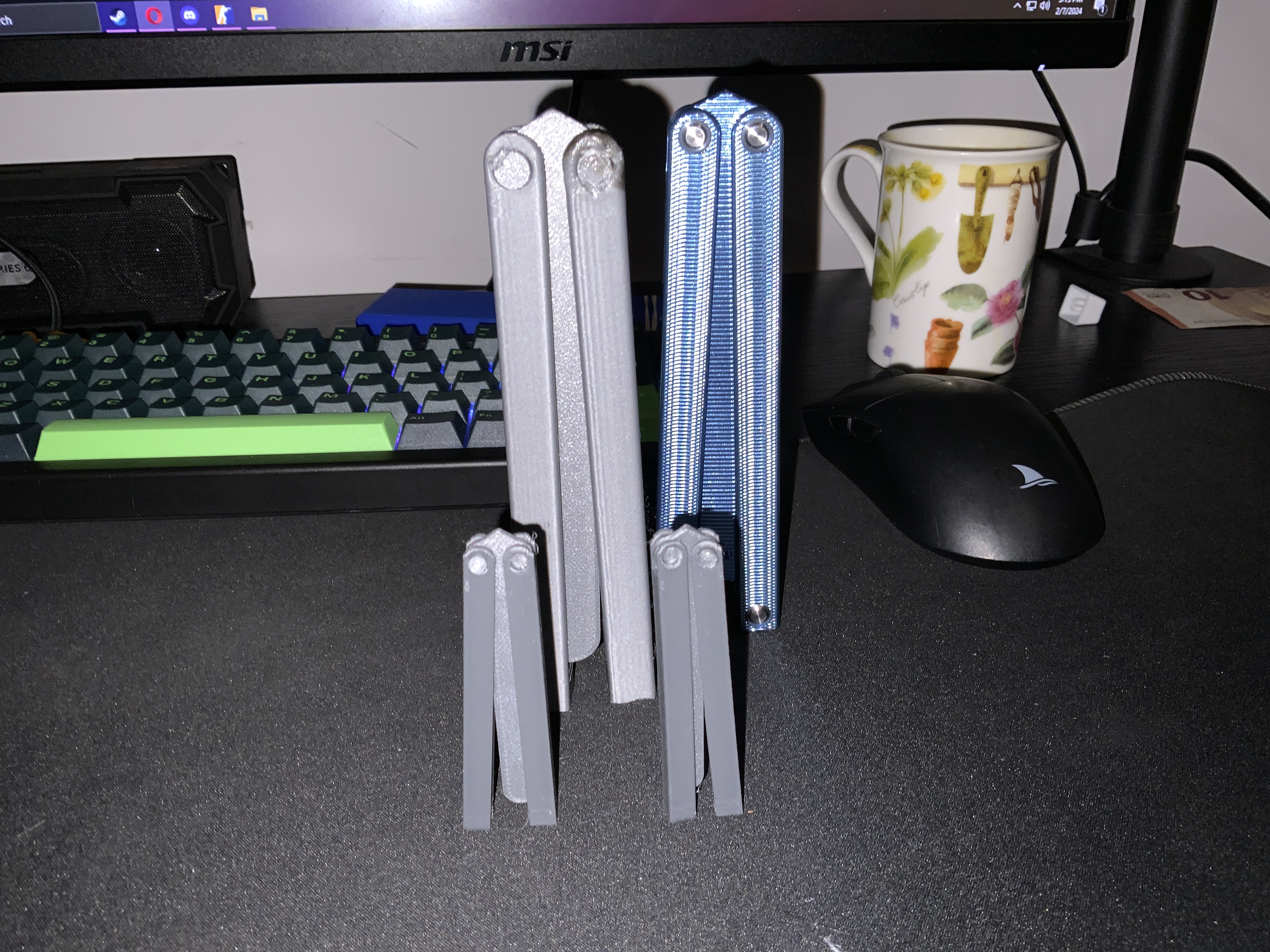 Dao bướm Balisong (Squiddy Al) - Quay khá ổn