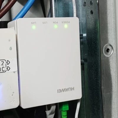 Giá đỡ DIN rail cho Huawei OptiXstar EG8010Hv6