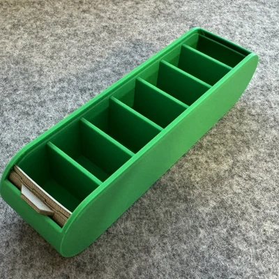 Hộp Đựng Thuốc Mini Nắp Cuộn Gọn Gàng