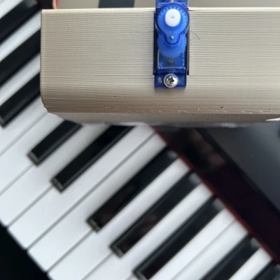 Thuyền Khí Động Học Mini Một Motor