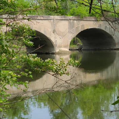 Mô Hình Cầu Đường Sắt Vòm Bê Tông NYC và Penn Central