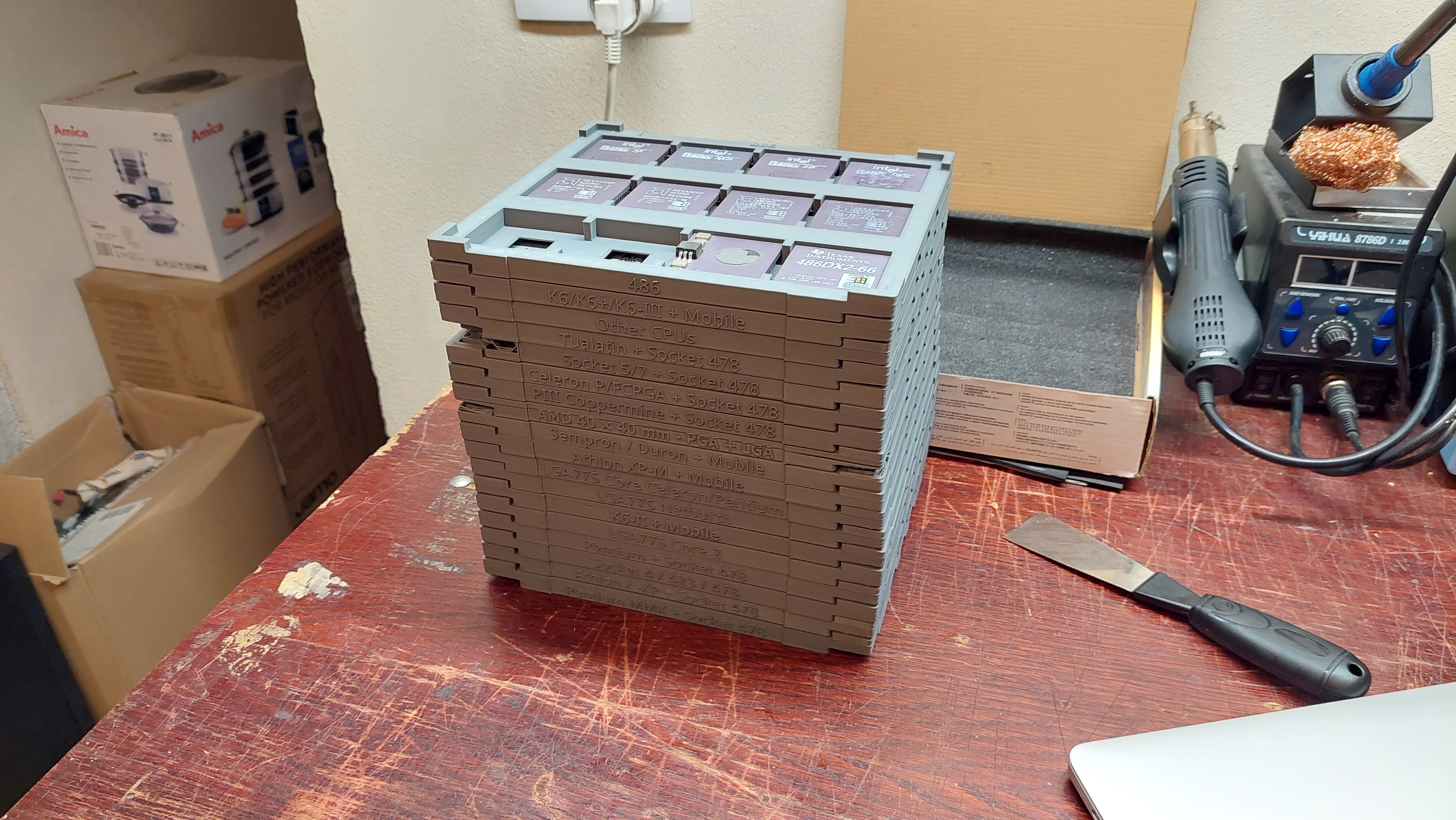 Khay CPU Xếp Chồng Đa Năng