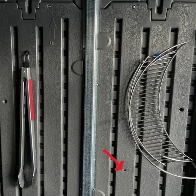 Móc treo đồ cho nhà kho Suncast