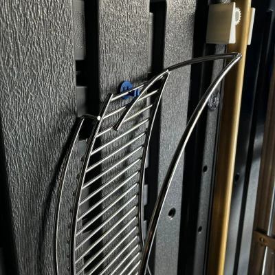 Móc treo đồ cho nhà kho Suncast