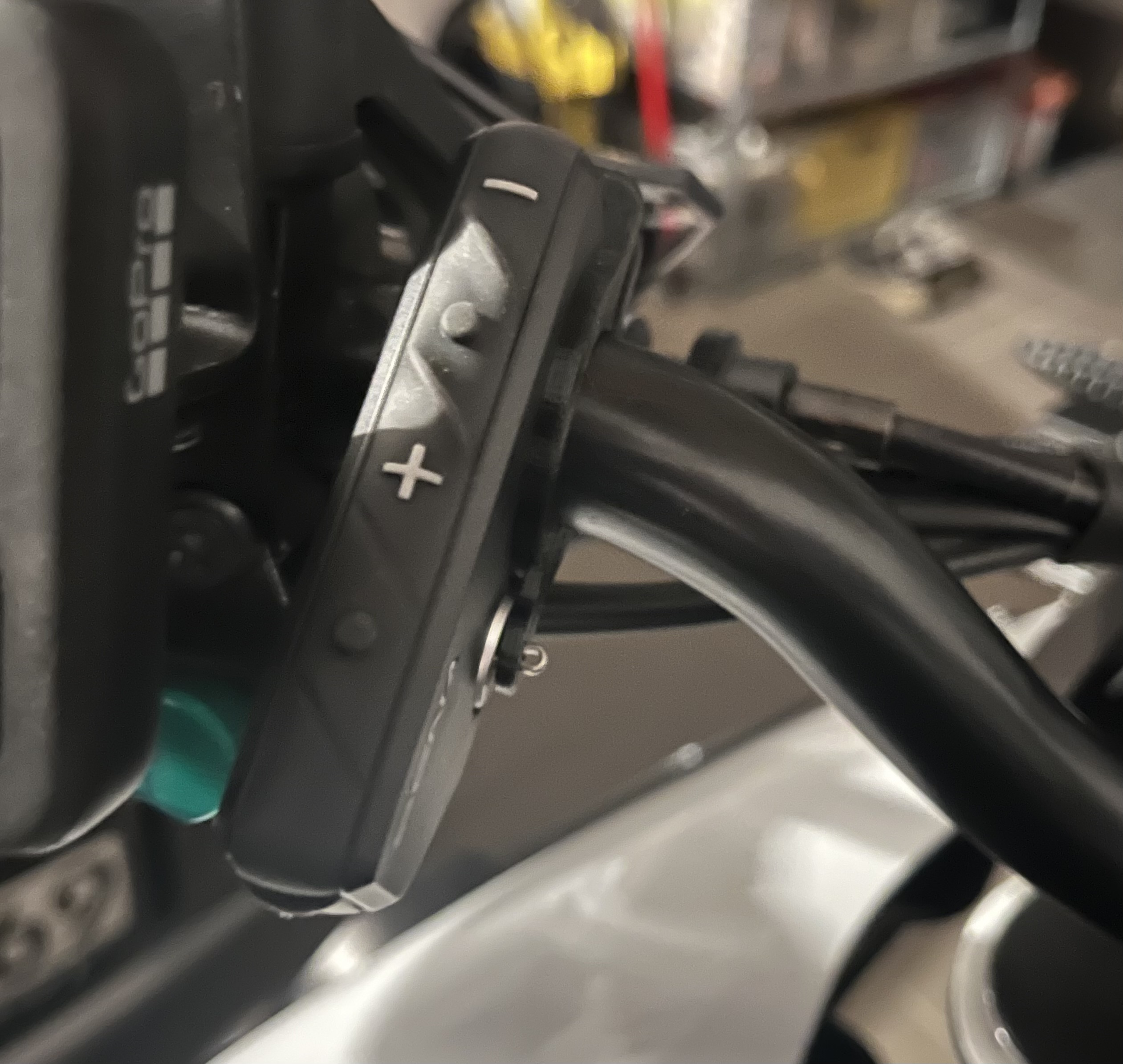 Giá đỡ remote SENA RC4