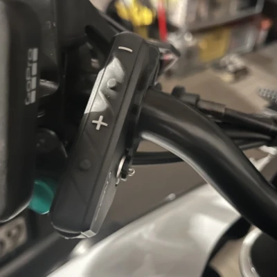 Giá đỡ remote SENA RC4