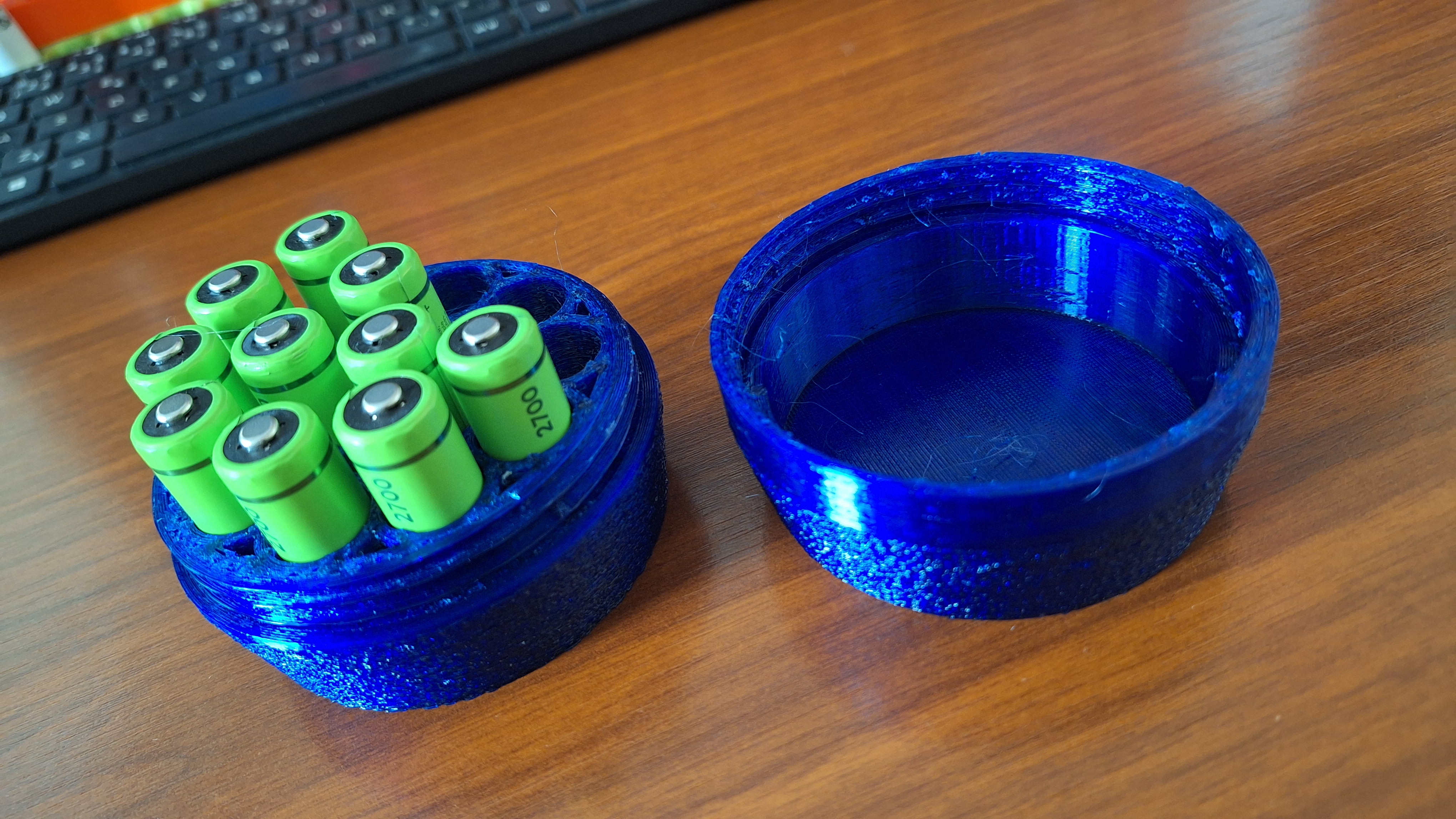 Hộp đựng pin AA