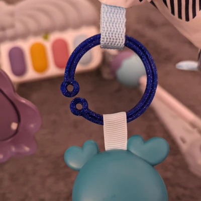 Móc treo đồ chơi em bé đa năng